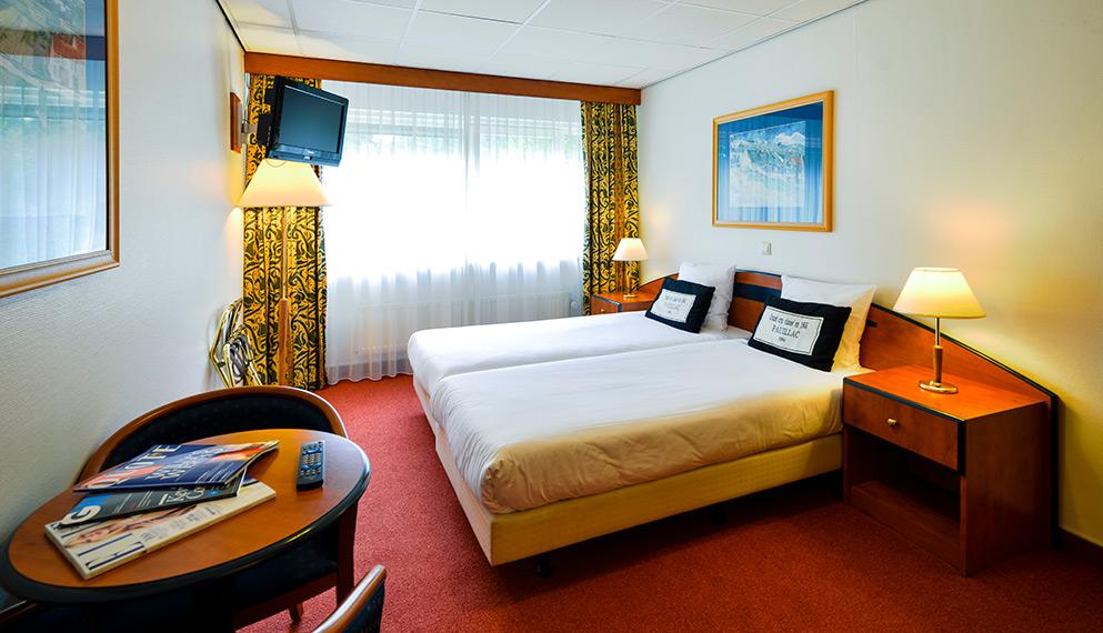 Fletcher Hotel Restaurant Beekbergen-Apeldoorn エクステリア 写真