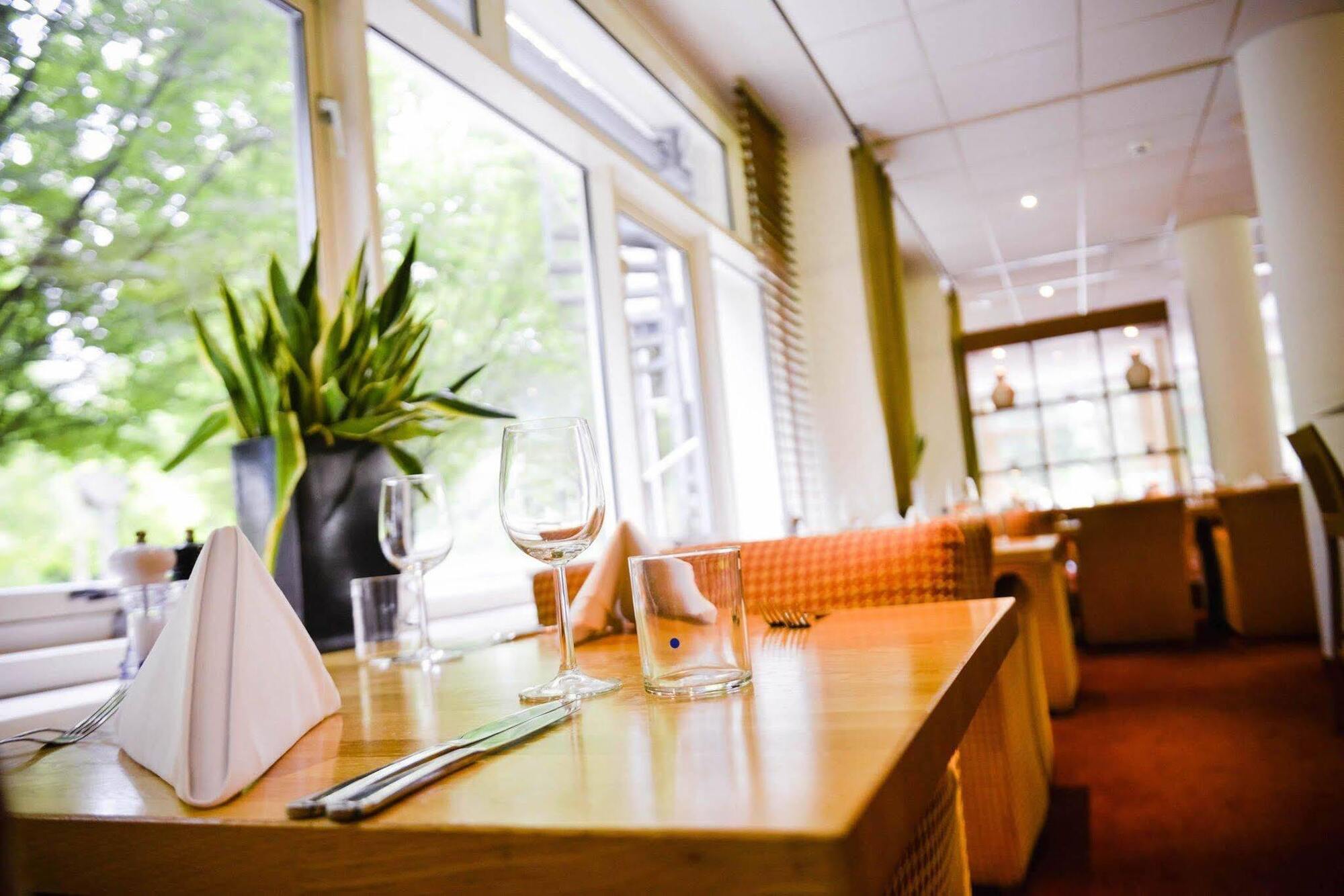 Fletcher Hotel Restaurant Beekbergen-Apeldoorn エクステリア 写真